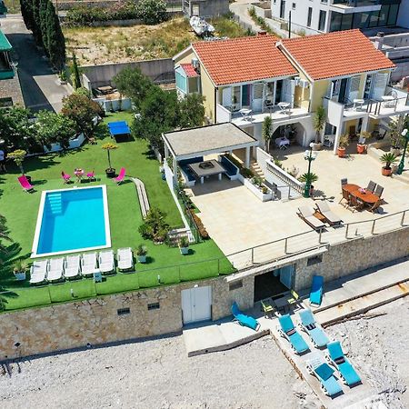 Villa Unique Sur La Plage Pour Des Vacances Inoubliables En Famille Ou Entre Amis Pour 10 Personnes Slatine Bagian luar foto