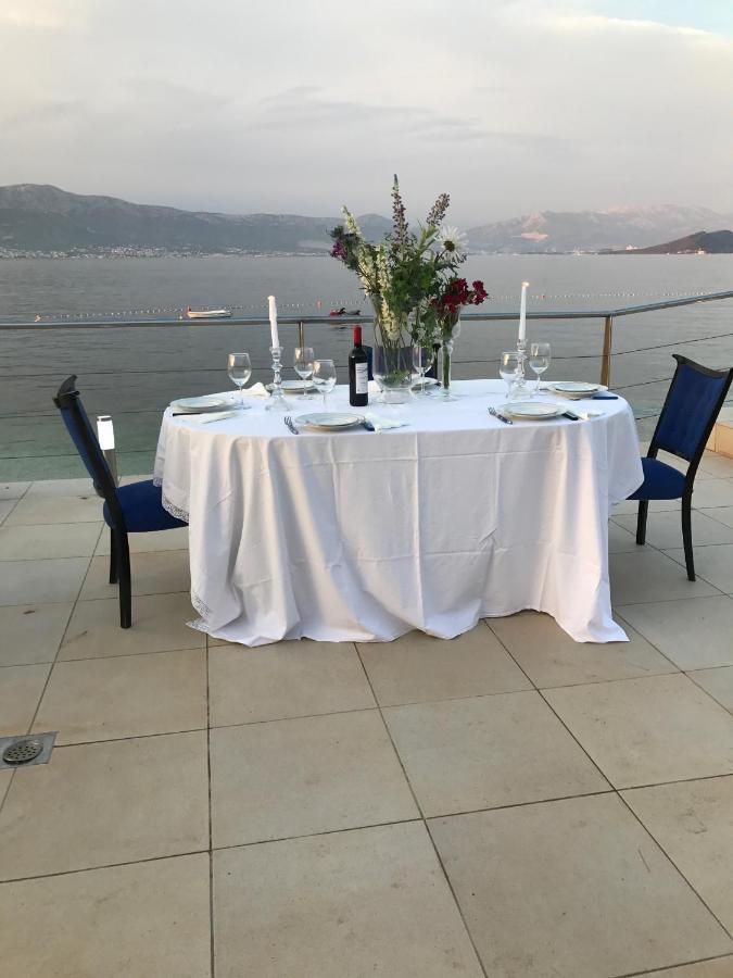 Villa Unique Sur La Plage Pour Des Vacances Inoubliables En Famille Ou Entre Amis Pour 10 Personnes Slatine Bagian luar foto